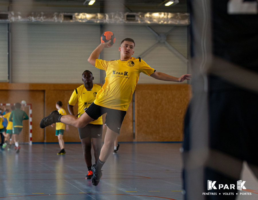 maillot KparK m18 Sénart Agglomération Handball photo joueur