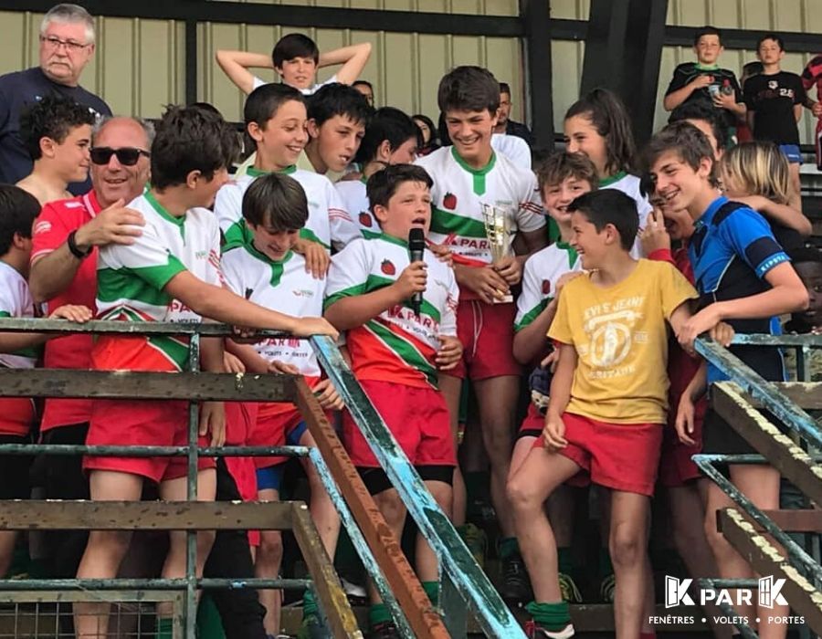 jeunes sur podium pessac rugby kpark
