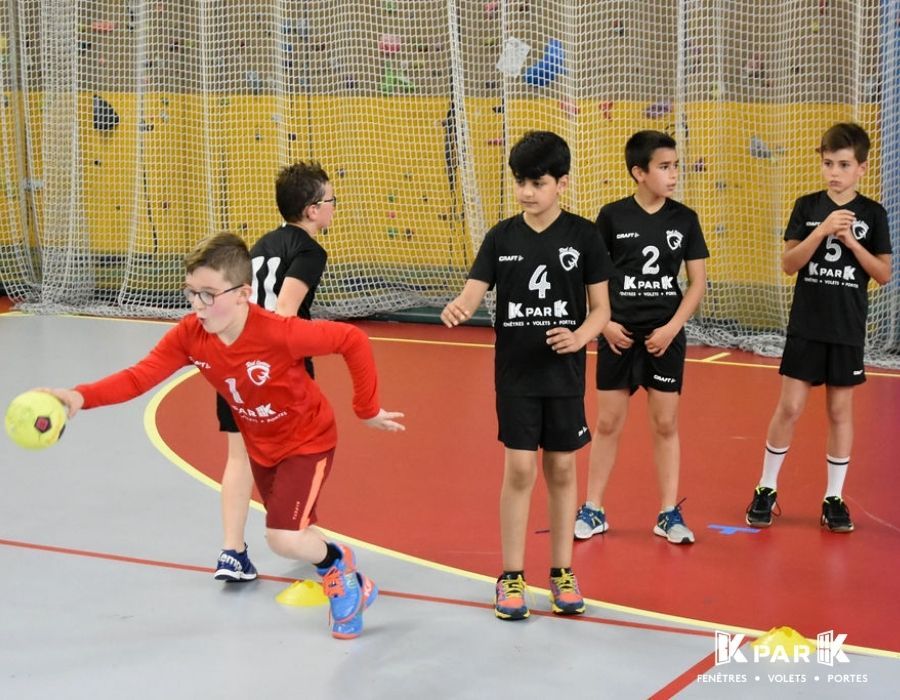 kpark handball valenciennes course avec ballon